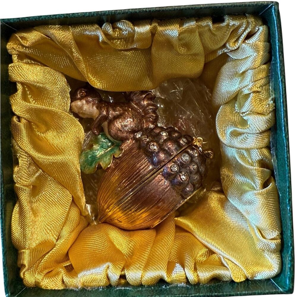 Department 56 Bejewled Collection Squirrel on Nut Trinket Box with Crystals - Picture 3 of 5
